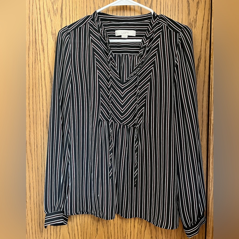 Loft blouse size medium